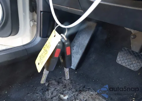 2012 Volkswagen Beetle 2.5L z USA, uszkodzony, nr VIN 3VWJP7AT3CM656189